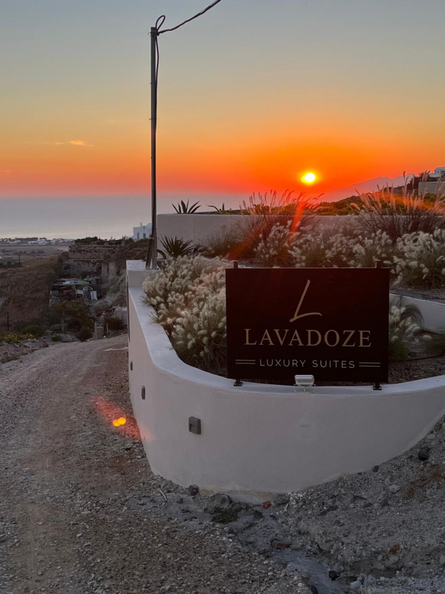 Lavadoze Luxury Suites Exo Gonia Exterior photo
